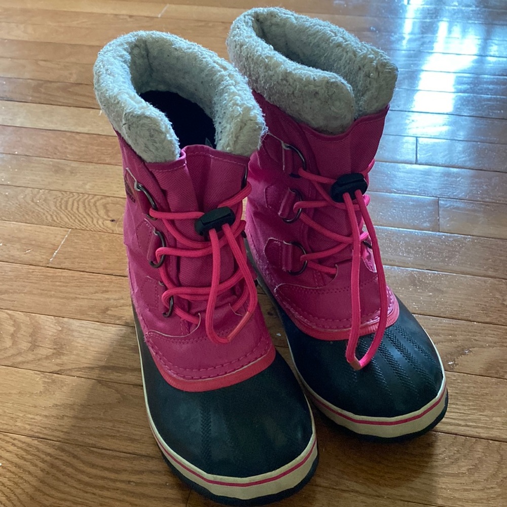 Sorel Yoot Pac winter boots girls size 3 pink nylon insulated waterproof